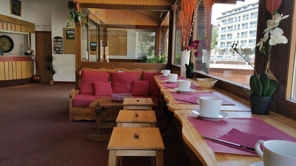 Les Balcons Du Soleil Aparthotel Font-Romeu-Odeillo-Via Luaran gambar