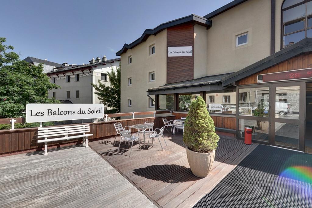 Les Balcons Du Soleil Aparthotel Font-Romeu-Odeillo-Via Luaran gambar