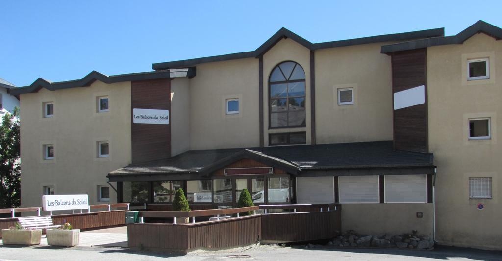 Les Balcons Du Soleil Aparthotel Font-Romeu-Odeillo-Via Luaran gambar