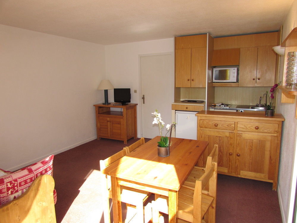 Les Balcons Du Soleil Aparthotel Font-Romeu-Odeillo-Via Luaran gambar