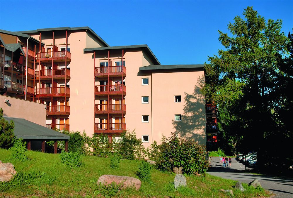 Les Balcons Du Soleil Aparthotel Font-Romeu-Odeillo-Via Luaran gambar